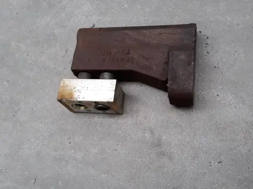 CUMMINS KRAFTSTOFFBLOCK ANSCHLUSS 3641774 NEU