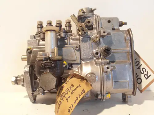 ТОпЛИВНЫЙ НАСОС BOSCH 0400074961 НОВЫЙ