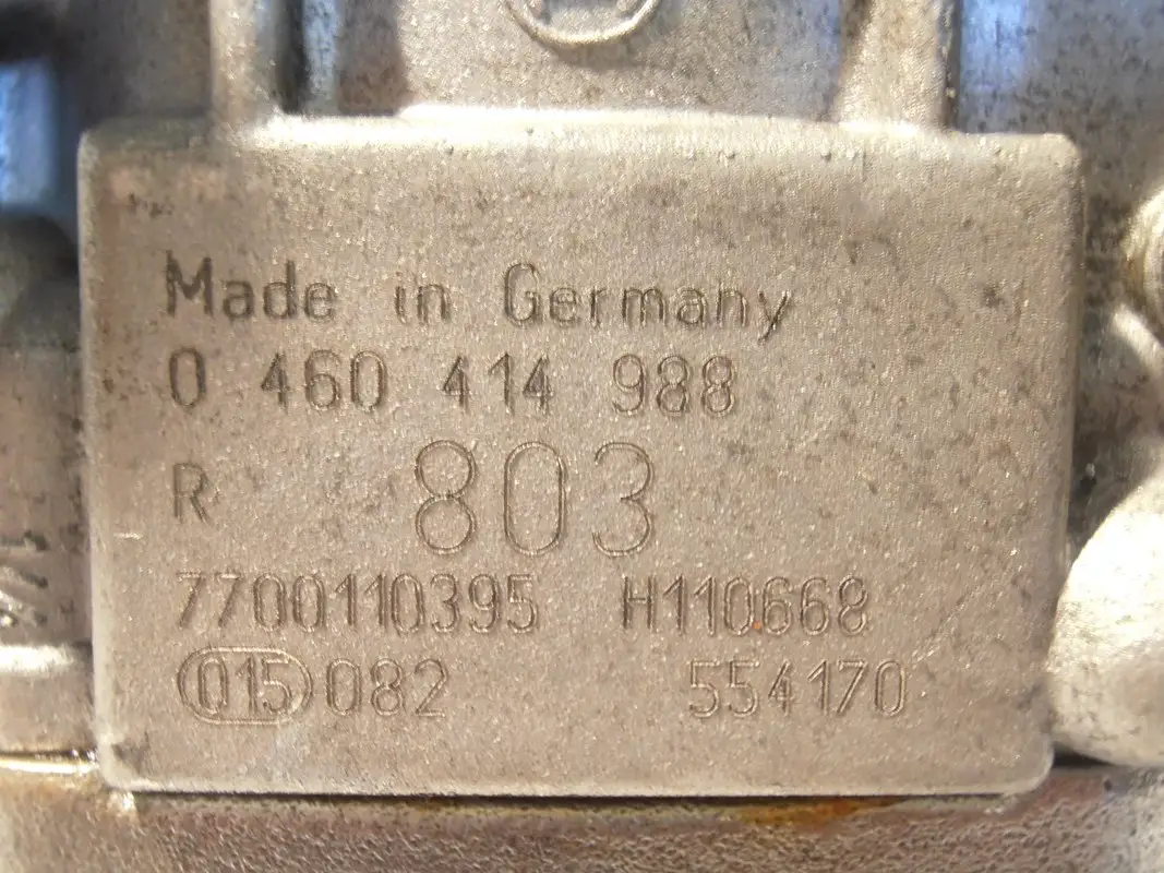 BOSCH EINSPRITZVERTEILERPUMPE 0 460 414 988 NEU – Bild 2