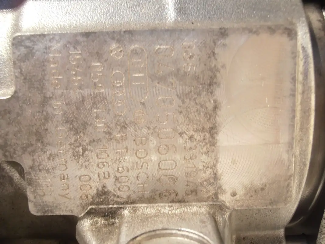 BOMBA DE COMBUSTIBLE BOSCH 0470506006 REPARADA - Imagen 2