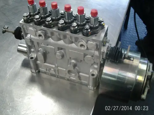 BOMBA DE COMBUSTIBLE ZEXEL DIESEL KIKI 106684-4054 RECONSTRUIDA