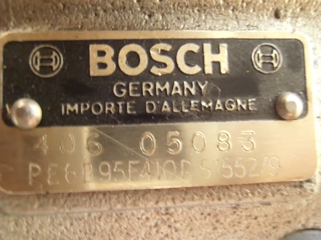 BOMBA DE COMBUSTIBLE BOSCH 40605083 NUEVA - Imagen 2