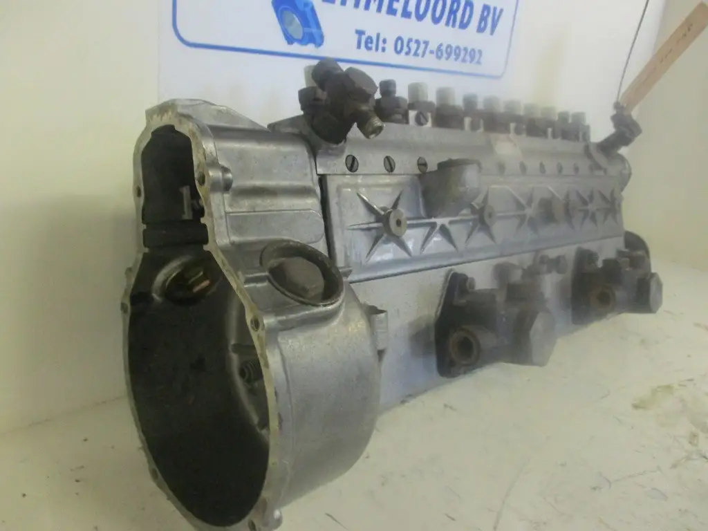 BOMBA DE COMBUSTIBLE BOSCH 0400640098 USADA - Imagen 3