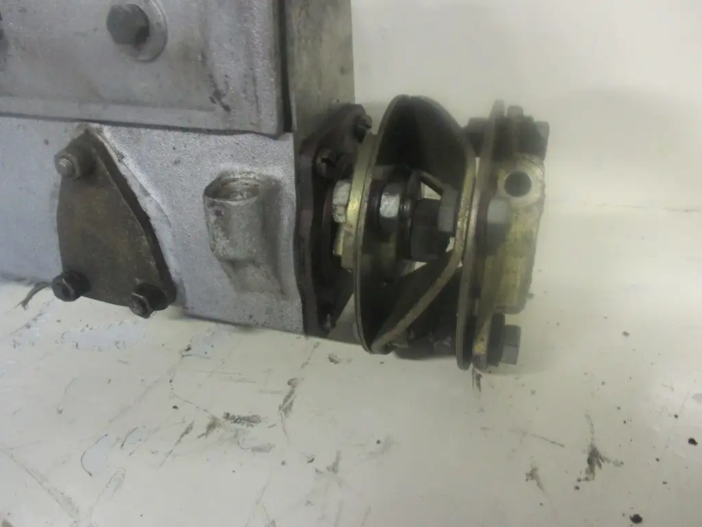 BOSCH KRAFTSTOFFPUMPE 0400649150 GEBRAUCHT – Bild 5