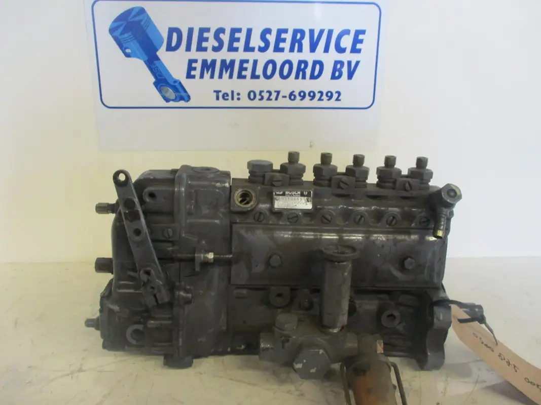 USED BOSCH FUEL PUMP 0400865005 - Picture 2