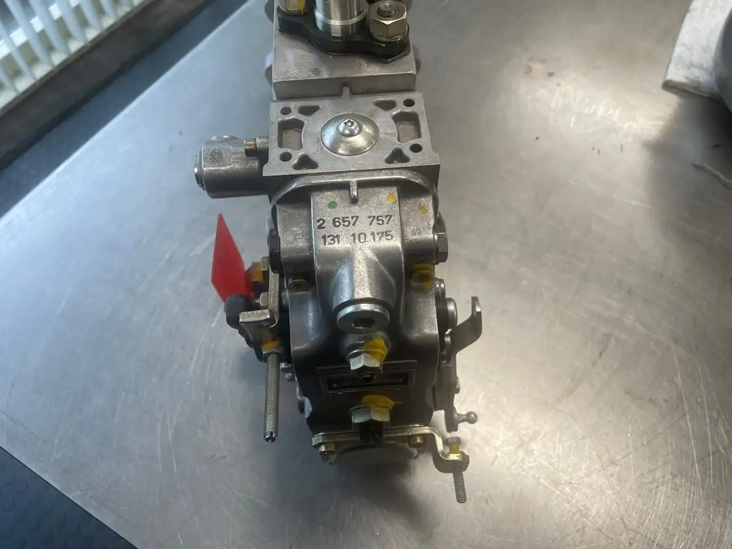 BOSCH POMPE À CARBURANT 0402066717 NEUVE - Image 3