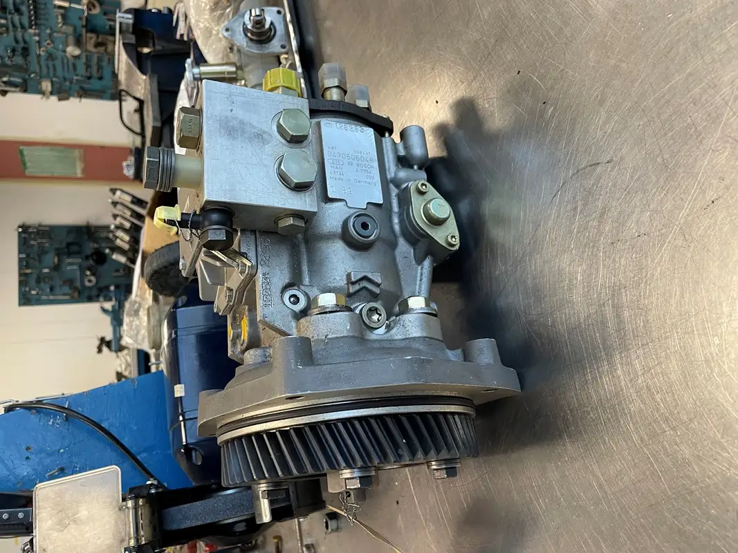 BOSCH INJECTION DISTRIBUTOR PUMP 0 470 506 048 NEW - Picture 3