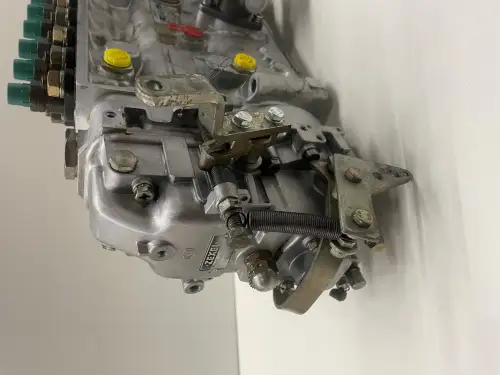 РЕМОНТ ТОПЛИВНОГО НАСОСА ZEXEL DIESEL KIKI 106060-7980 - Миниатюра 3