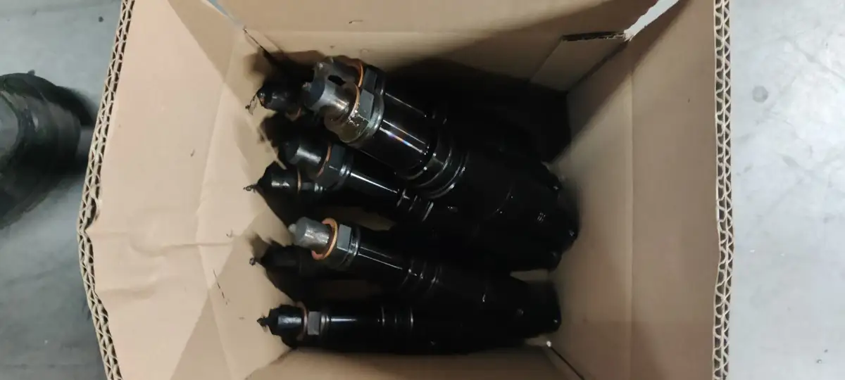 POMPE À CARBURANT MITSUBISHI 48279-00001 UTILISÉE - Image 5