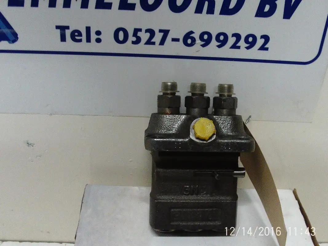YANMAR BRANDSTOF POMP 728374-51101 HERBOUW - Afbeelding 2
