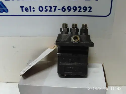 YANMAR BRANDSTOFPOMP 729336-51101 HERGEBOUWD