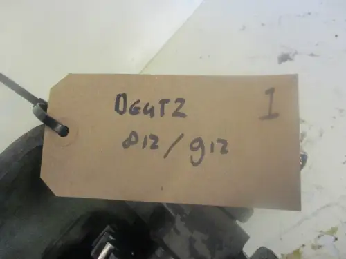 BOMBA DE COMBUSTIBLE DEUTZ 812 912 USADA - Imagen miniatura 12
