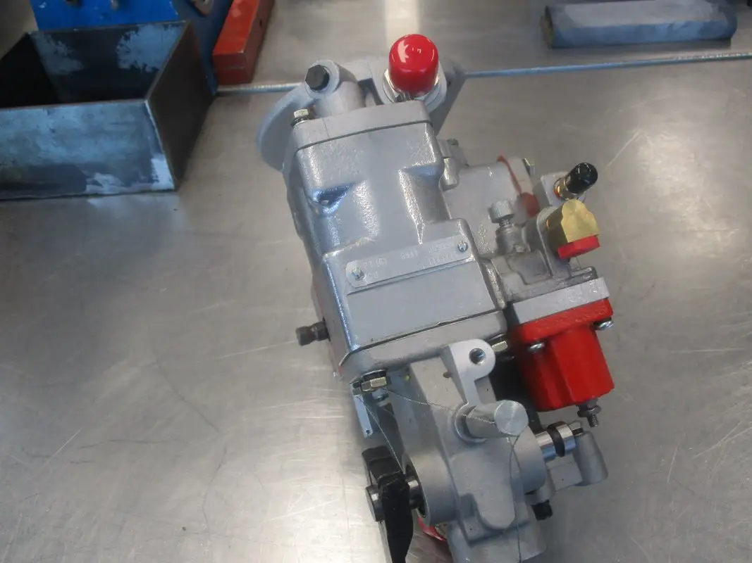 POMPE À CARBURANT CUMMINS CPL0700S688 NEUVE - Image 2