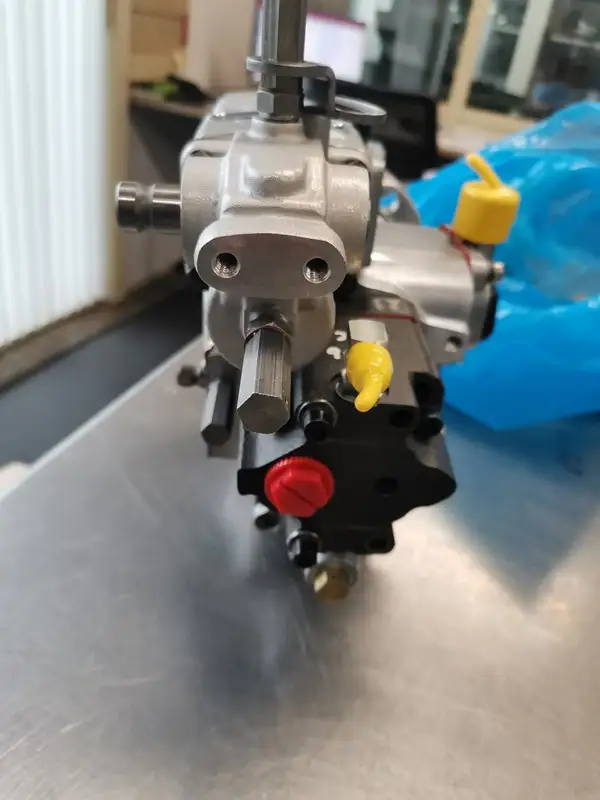 CUMMINS FUEL PUMP CUMMINS KT38 3899108 NEW - Picture 3