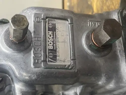 BOMBA DE COMBUSTIBLE BOSCH DAF 1160 0401876248 RENOVADA