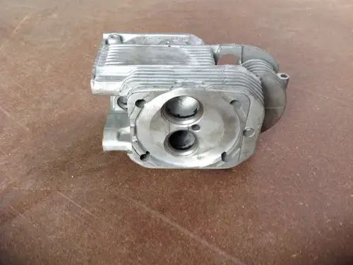 USED DEUTZ CYLINDER HEAD CK10108