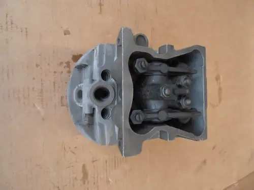 CABEZAL DE CILINDRO DEUTZ CK10131 USADO - Imagen miniatura 2
