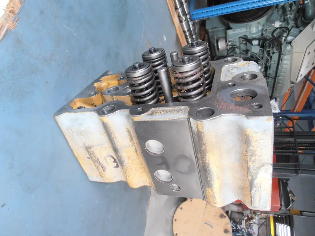 CABEZAL DE CILINDRO MITSUBISHI CK10136 RECONSTRUIDO - Imagen 2
