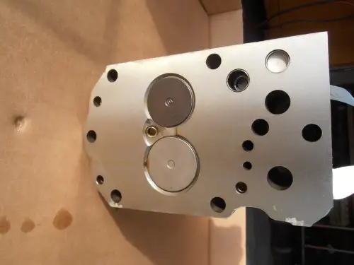 MITSUBISHI CYLINDER HEAD ME999365 REBUILD - Thumb image 3