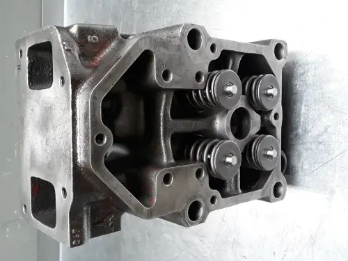 REBUILT CYLINDER HEAD DEUTZ 1015 CK10362