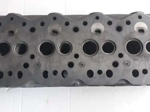 MITSUBISHI S4E CYLINDER HEAD CK10034 USED
