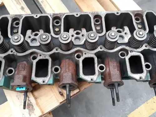 ГОЛОВКА ЦИЛИНДРА VOLVO D5D CK10345 В ИСПОЛЬЗОВАНИИ - Миниатюра 2