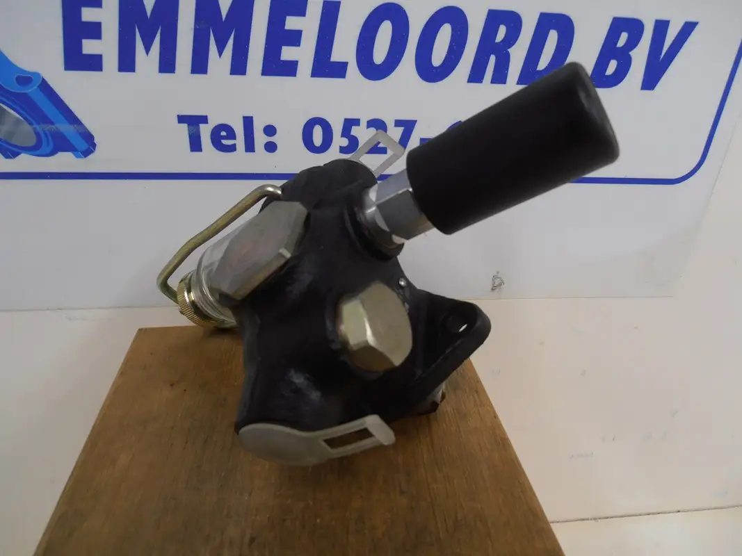 BOSCH DIESEL FEED PUMP 0440008994 NEW - Picture 4