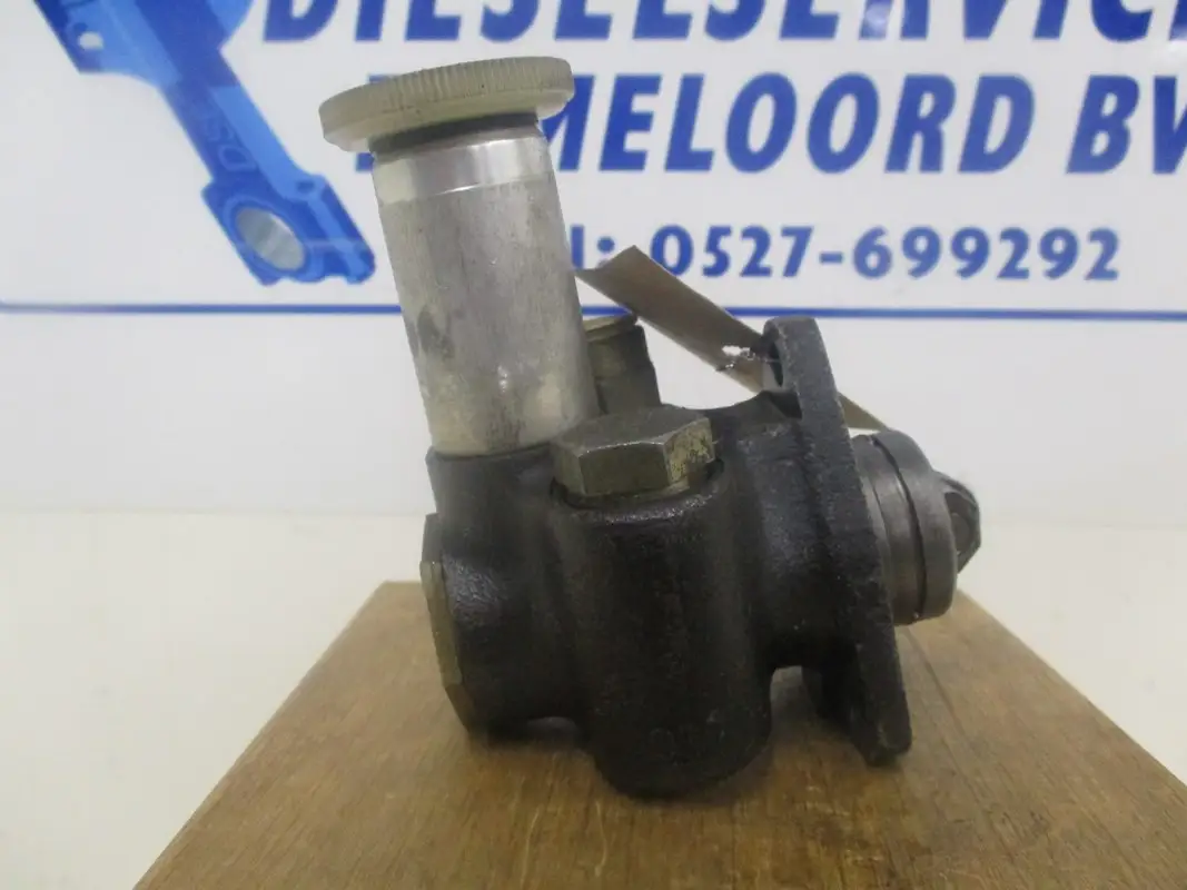 BOMBA DE COMBUSTIBLE DIESEL BOSCH 0440017004 RENOVADA - Imagen 2