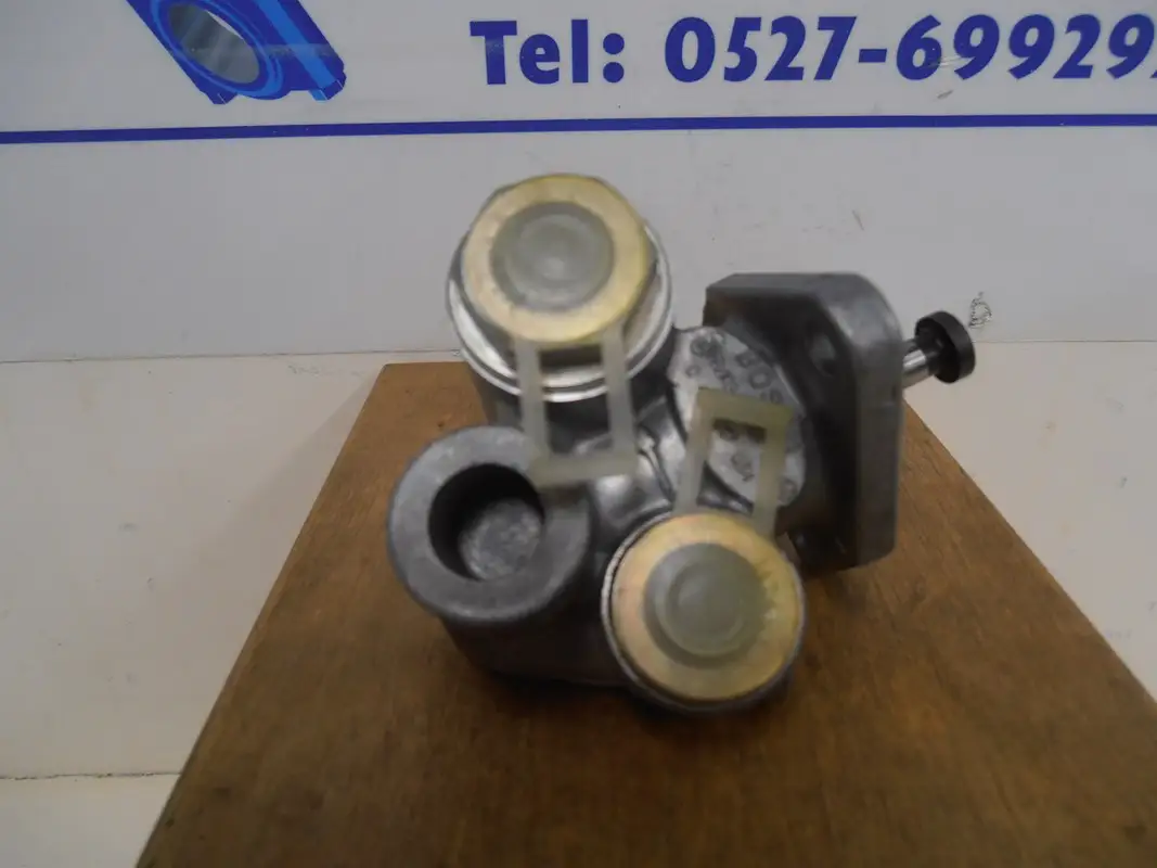 BOSCH DIESEL FEED PUMP 0440017994 NEW - Picture 2
