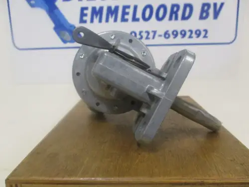 PERKINS DIESEL FEED PUMP 2563 NEW - Thumb image 2