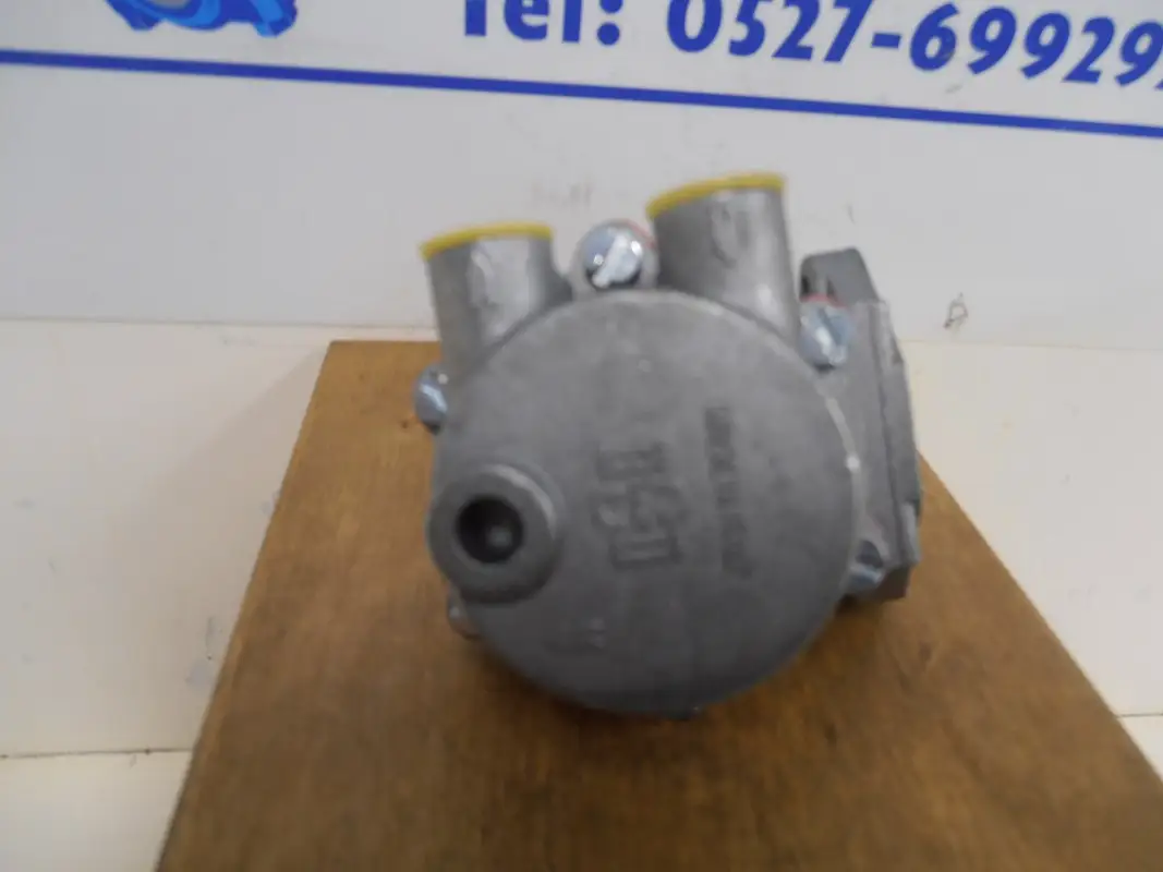 POMPE À CARBURANT DIESEL LOMBARDINI 2670 NEUVE - Image 2