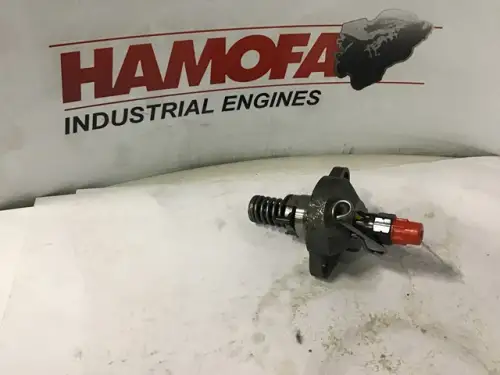 DEUTZ НАСОС ДЛЯ ВПРЫСКИ ТОПЛИВА 04174029 НОВЫЙ