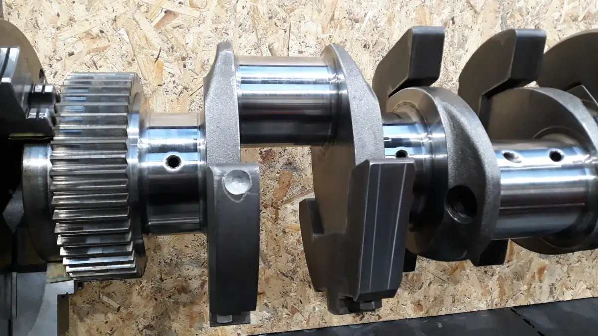 REBUILT MITSUBISHI S12A2 CRANKSHAFT 3262040010 - Picture 4