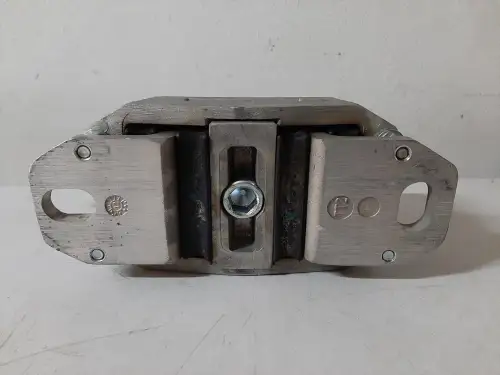 SOPORTE DE MOTOR X51 96210-7046 NUEVO - Imagen miniatura 2