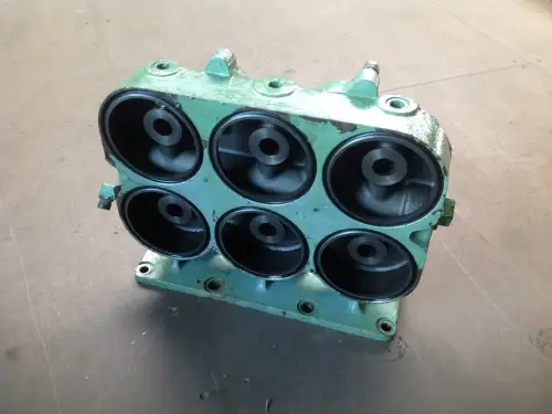 КРЕПЛЕНИЕ ДЛЯ МАСЛЯНОГО ФИЛЬТРА MITSUBISHI 3744020100 Б/У - Миниатюра 1