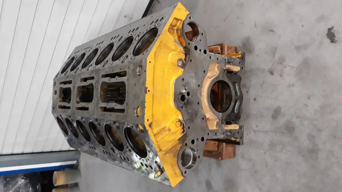 CUMMINS CRANKCASE CUMMINS QSK45 MB089 ВОССТАНОВЛЕН - Фото 4