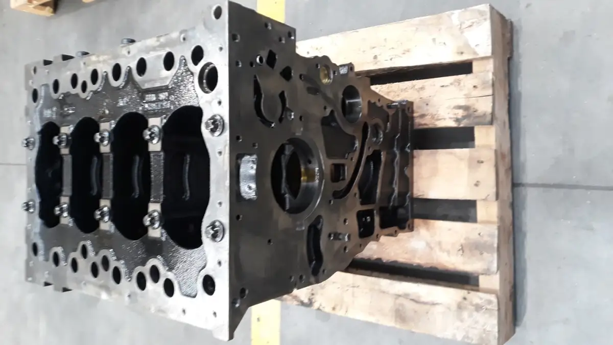 GEBRUIKTE KLEPPENDEKSEL JCB 444TG MB096 - Afbeelding 2