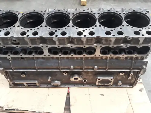 КАРТЕР MITSUBISHI MITSUBISHI 6D24 MB035 РЕМОНТ - Миниатюра 2