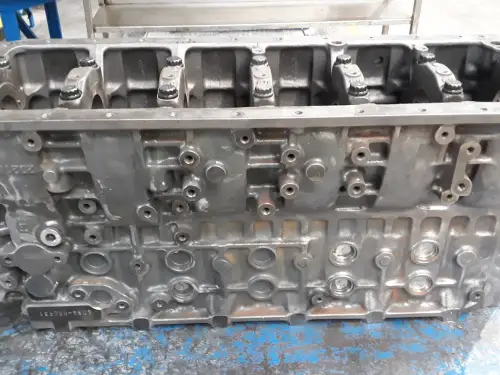 БУ КОРПУС ДВИГАТЕЛЯ MITSUBISHI 6D34 MB076 - Миниатюра 1
