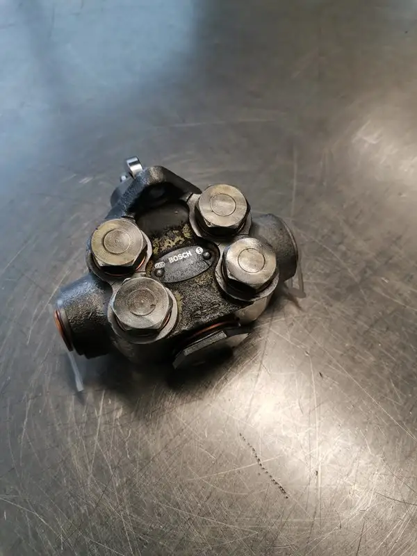 BOSCH POMPE DE TRANSFERT 0440 008 189 RÉFONTE - Image 3
