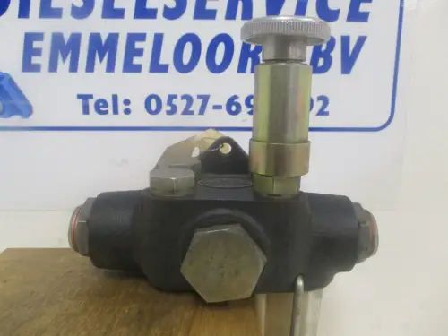 BOSCH FUEL FEEDPUMP 0440002003 NEW - Thumb image 5