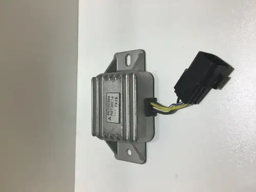 MITSUBISHI REGULATOR ME090394 NEW