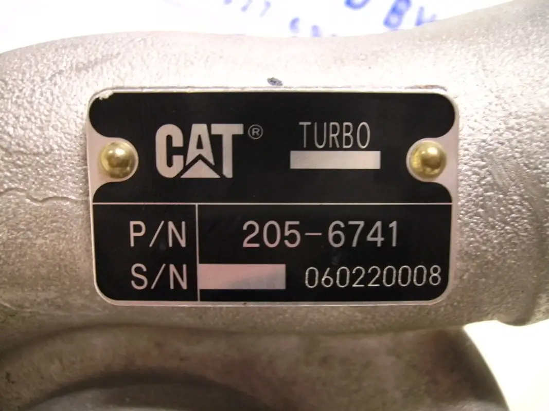 CATERPILLAR TURBO CATERPILLAR 3066 205-6741 NEU – Bild 2