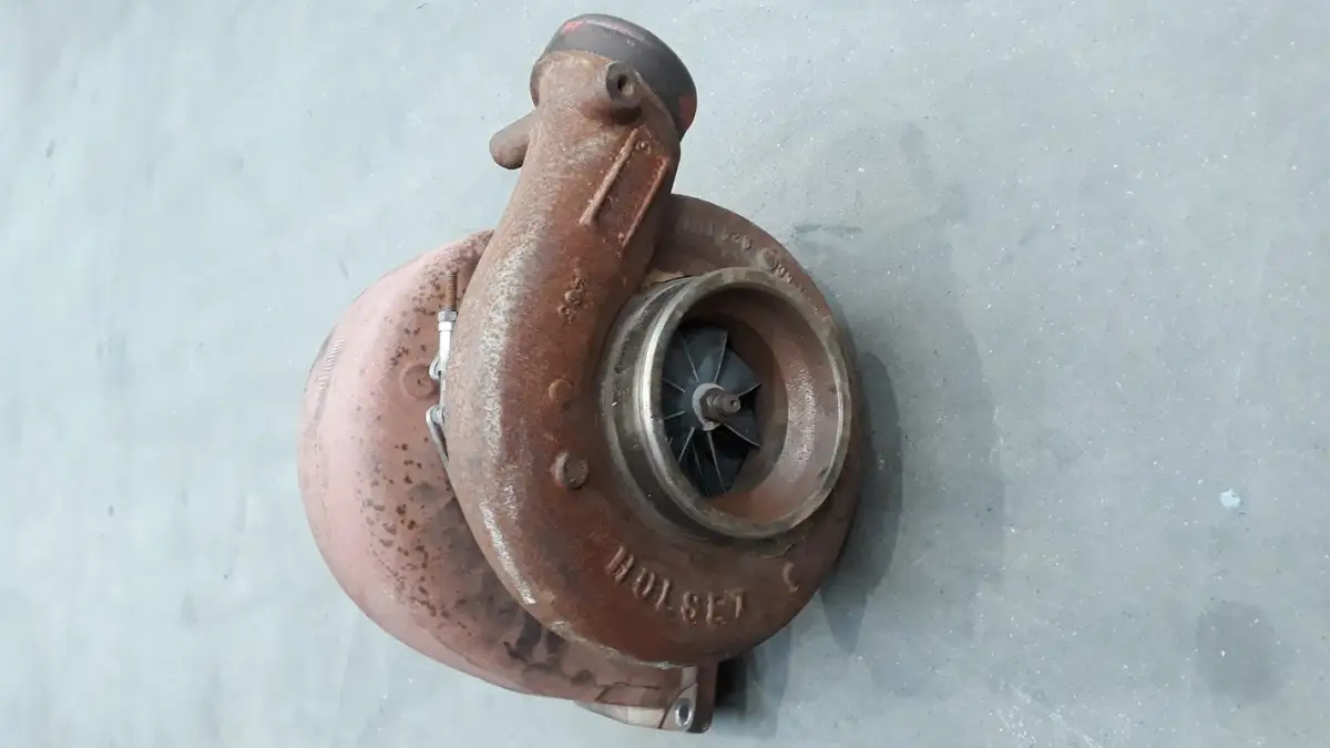 TURBOCOMPRESOR CUMMINS, HC5A 3801845 NUEVO - Imagen 2