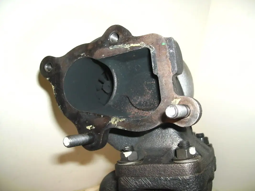 USED MITSUBISHI TURBO MITSUBISHI S4L2 4913102510 - Picture 2