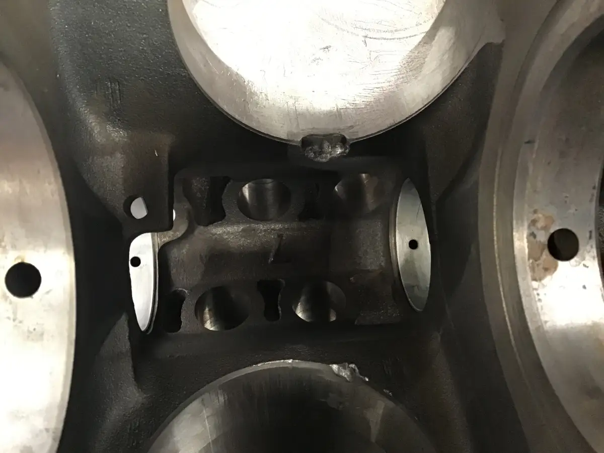 CATERPILLAR BLOQUE V8 USADO - Imagen 2