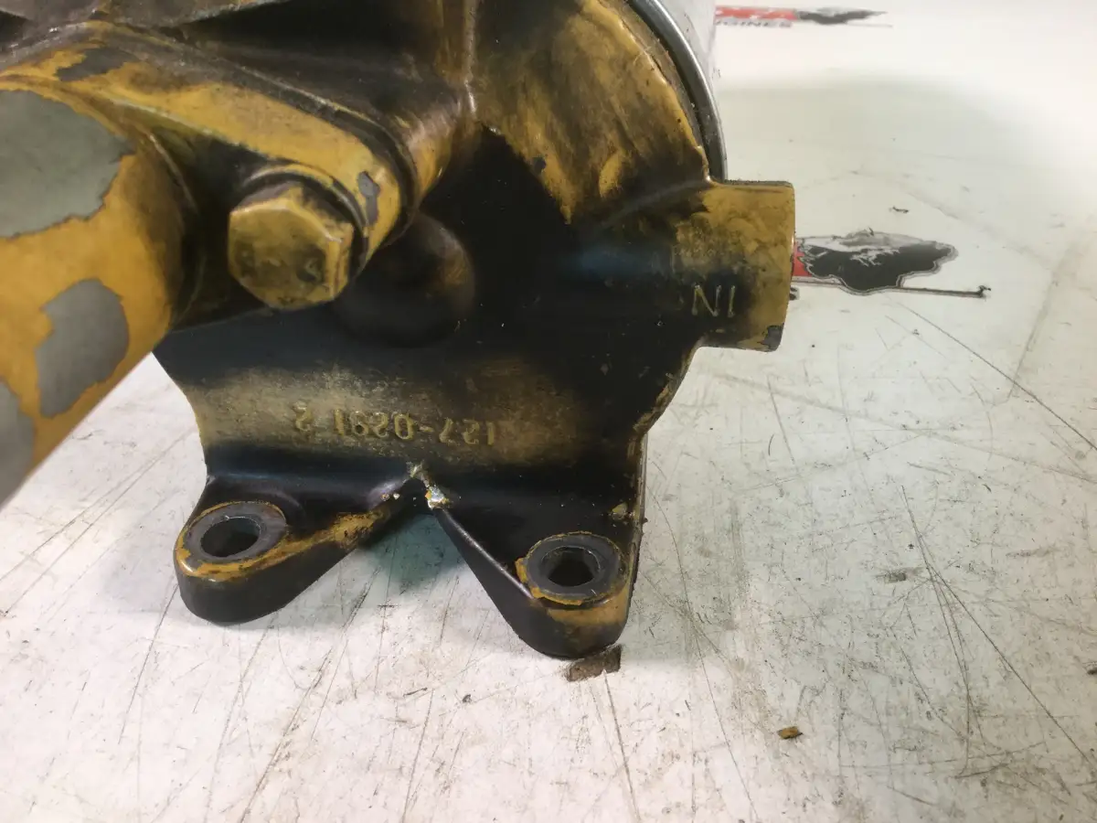 CATERPILLAR FUEL FILTER HOUSING 1270291 USED - Picture 2