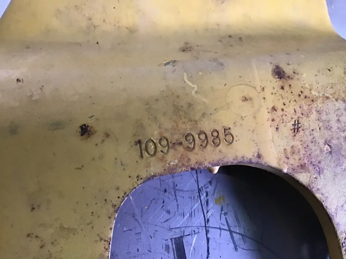 CATERPILLAR LIFTING EYE 1099985 USED - Picture 2