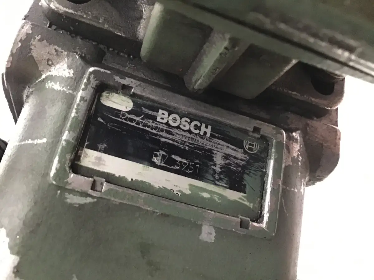 BOMBA DE COMBUSTIBLE BOSCH 0403446158 USADA - Imagen 4