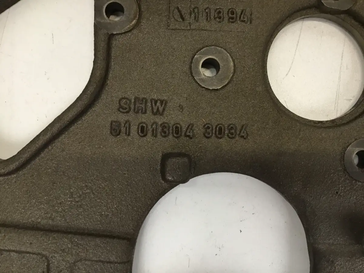 MAN FRONT COVER 51013046045 USED - Picture 2
